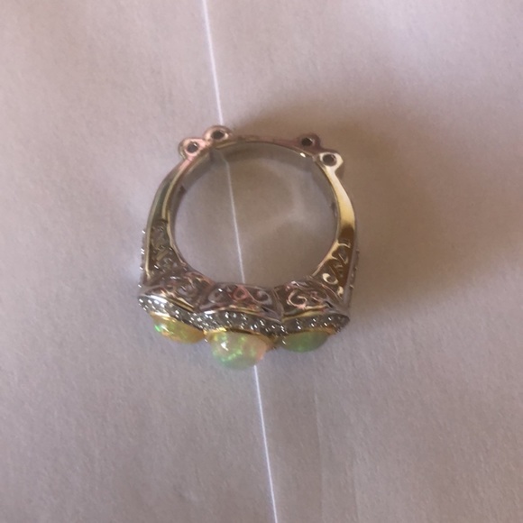 Opal ring - Picture 2 of 4